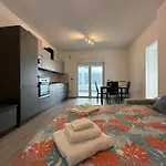 Simo'sunset House